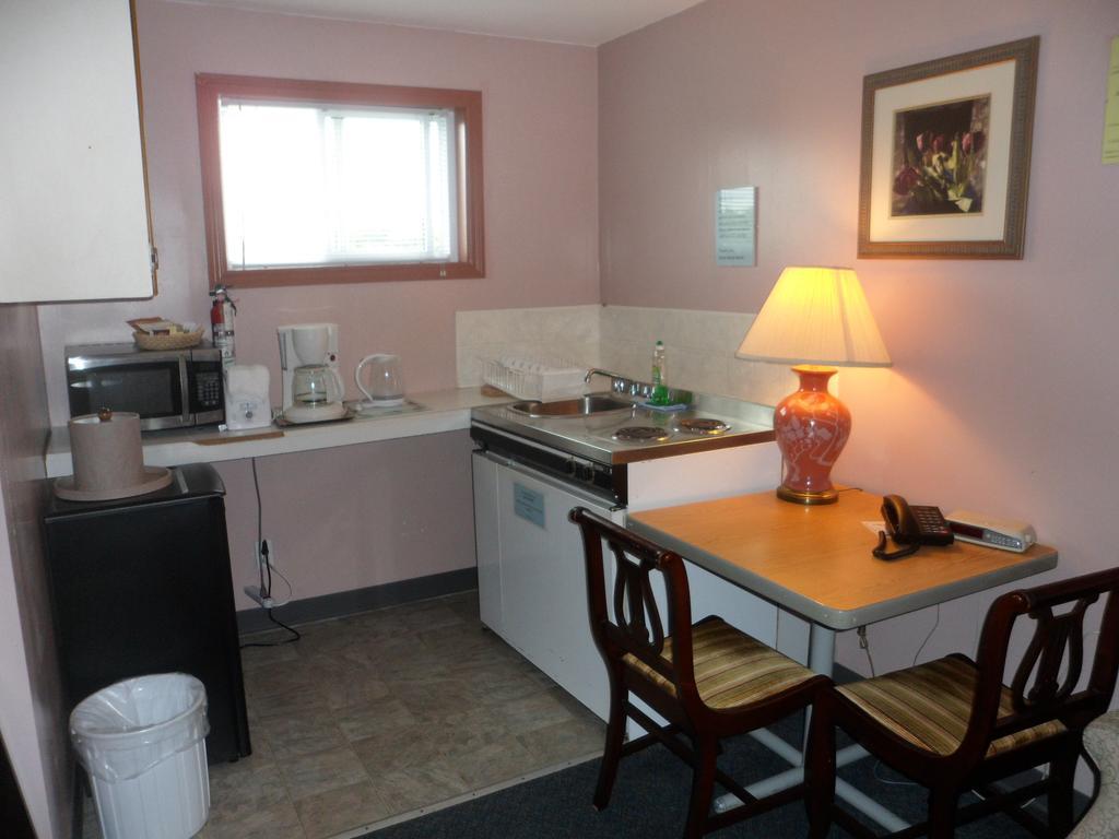 The Silver Birch Motel Goderich Ruang foto